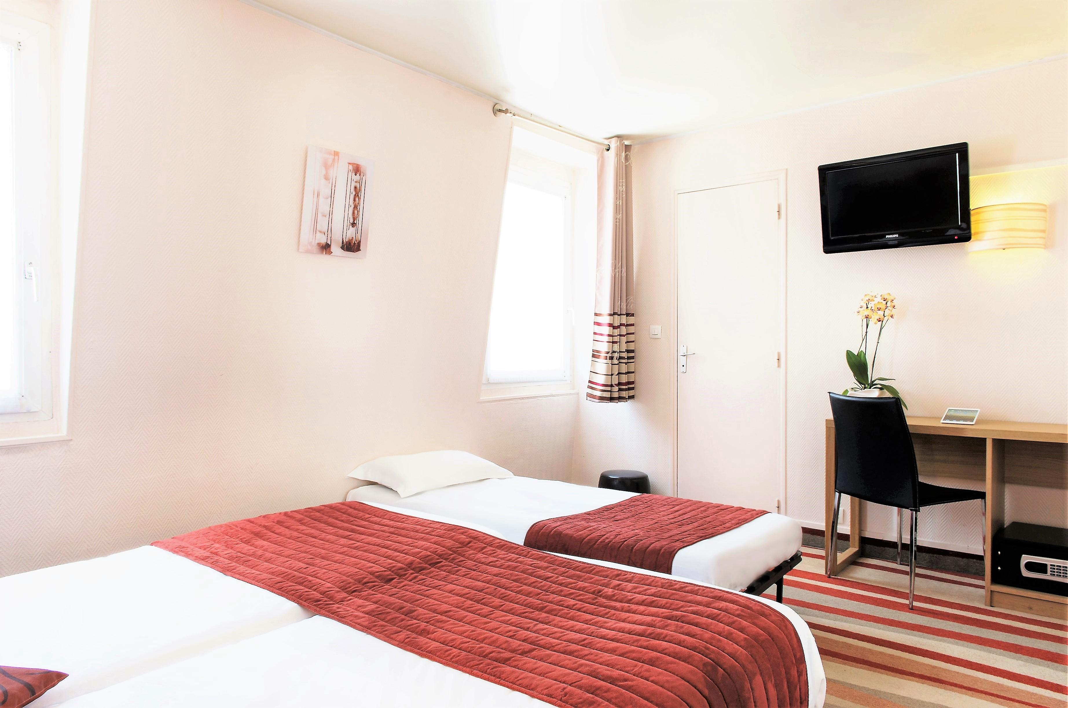 Hotel Ariane Montparnasse By Patrick Hayat Parigi Esterno foto